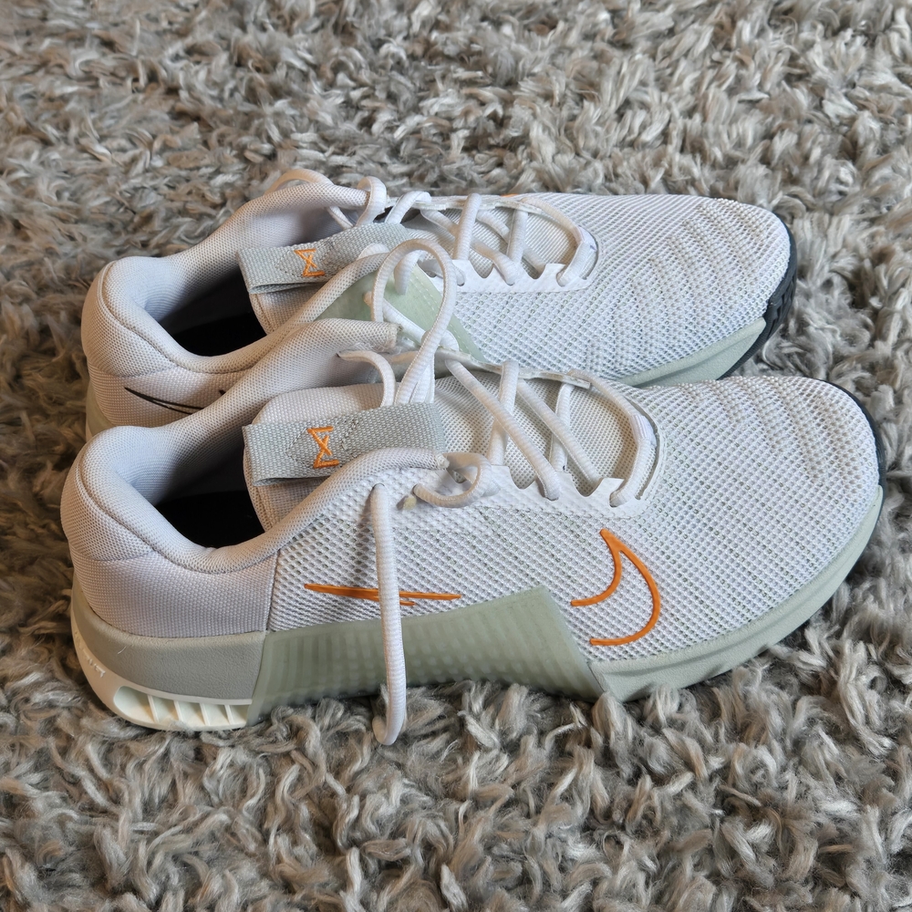 Nike MetCon 9 (Brand NEW)
